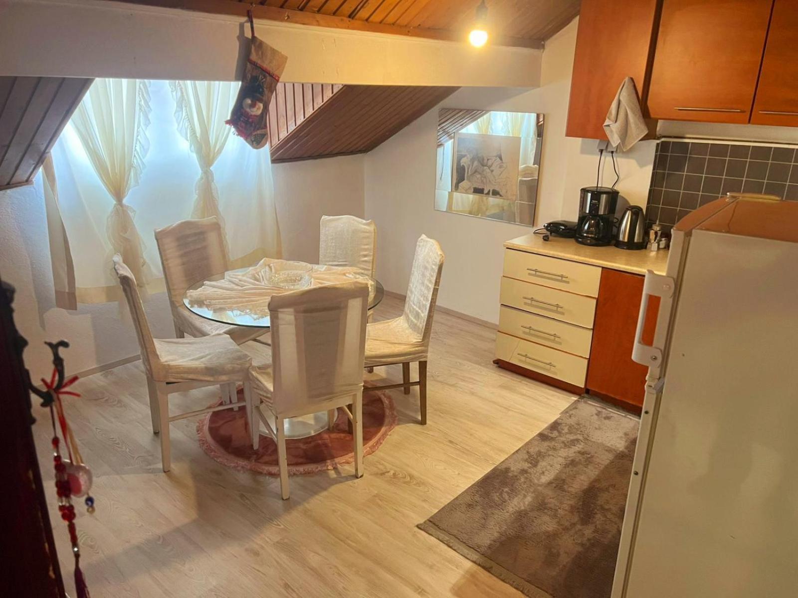 普里什蒂纳Old Street House公寓 外观 照片